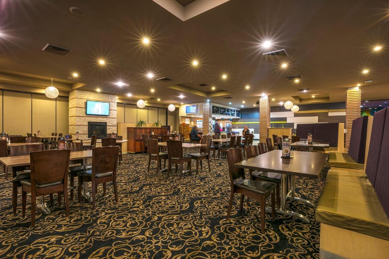 Nightcap At Waltzing Matilda Hotel Springvale Exterior photo